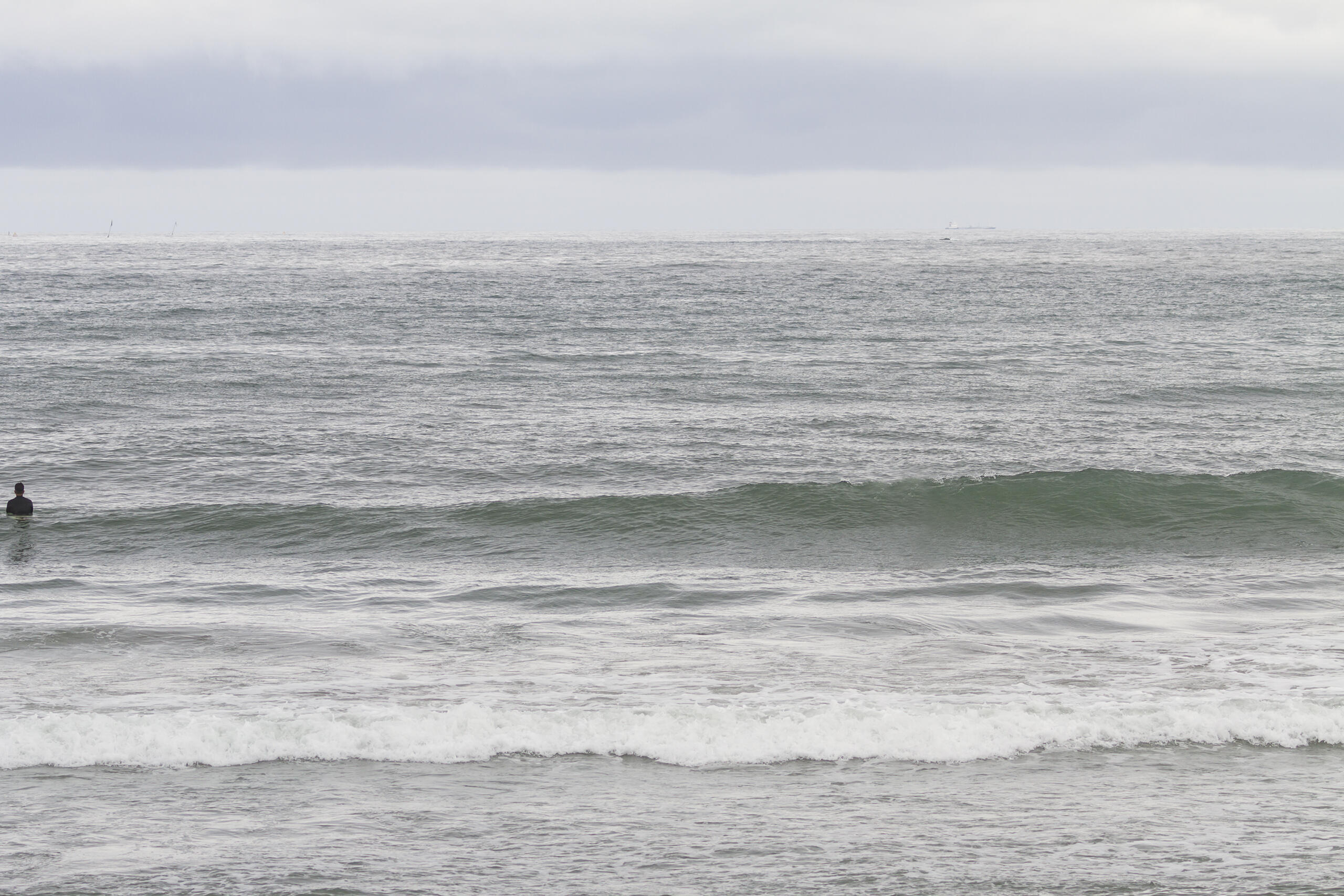 鴨川 波のある海の風景、サーフィン・波情報 WeekdaySurfReport SURF+(SURF PLUS)