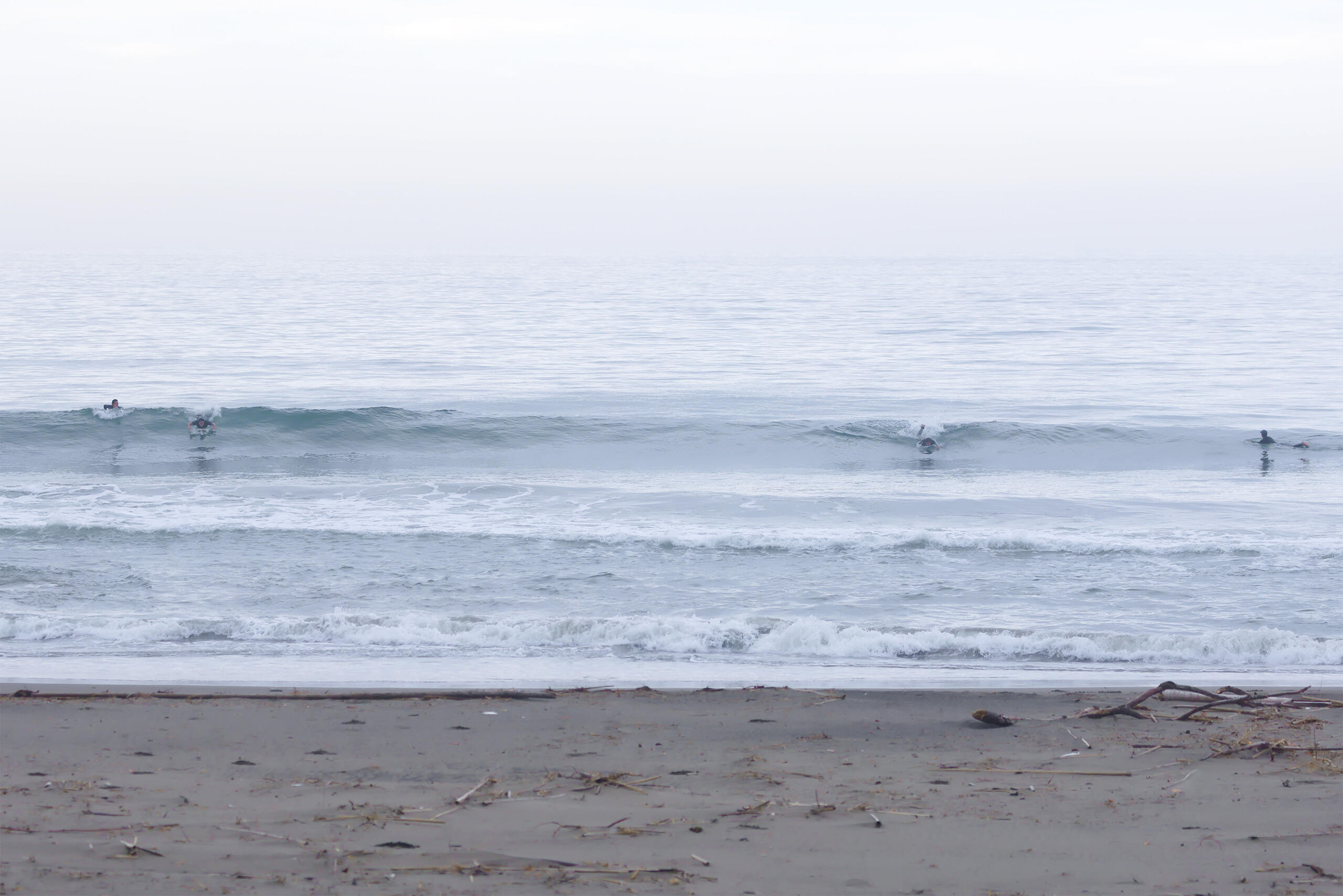 和田 波のある海の風景、サーフィン・波情報 WeekdaySurfReport SURF+(SURF PLUS)