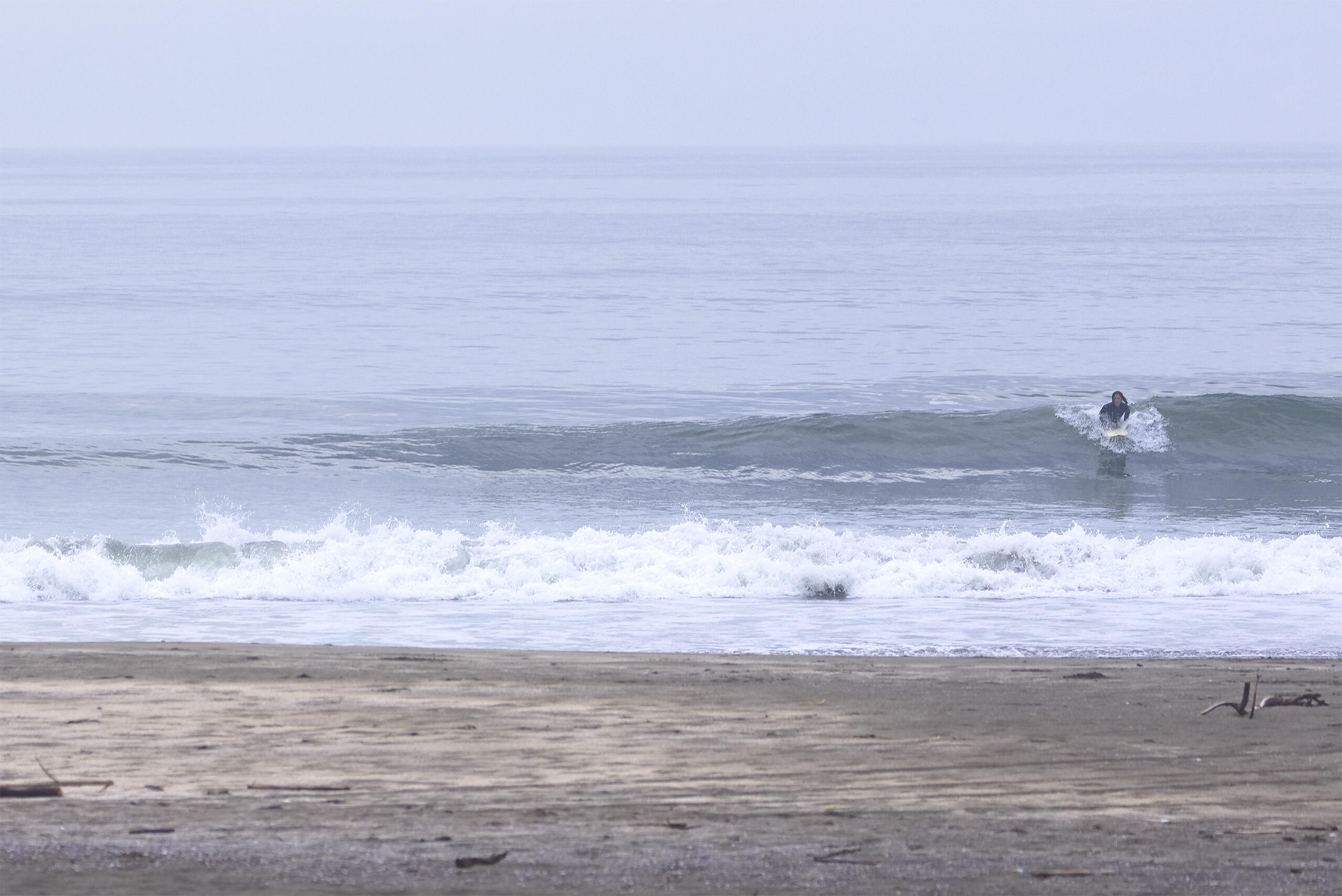 志田 波のある海の風景、サーフィン・波情報 WeekdaySurfReport SURF+(SURF PLUS)