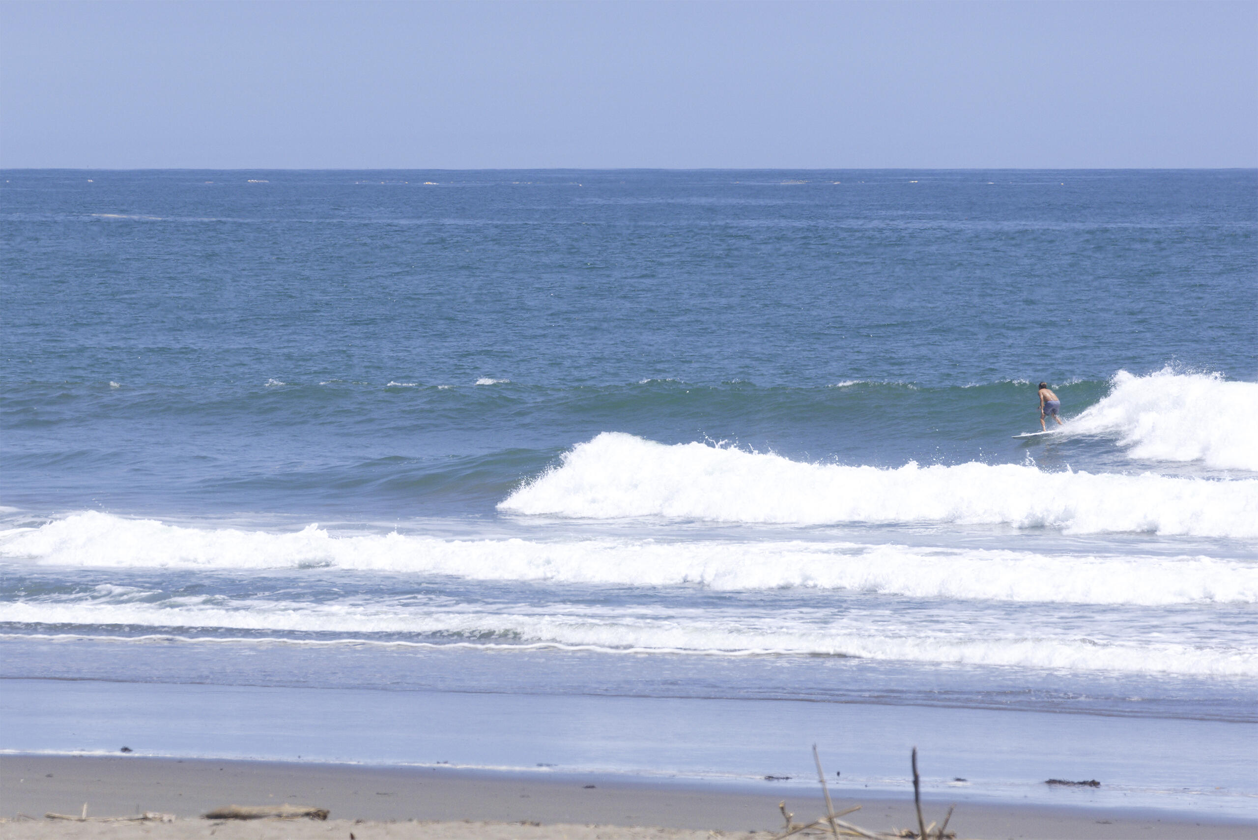 和田 波のある海の風景、サーフィン・波情報 WeekdaySurfReport SURF+(SURF PLUS)