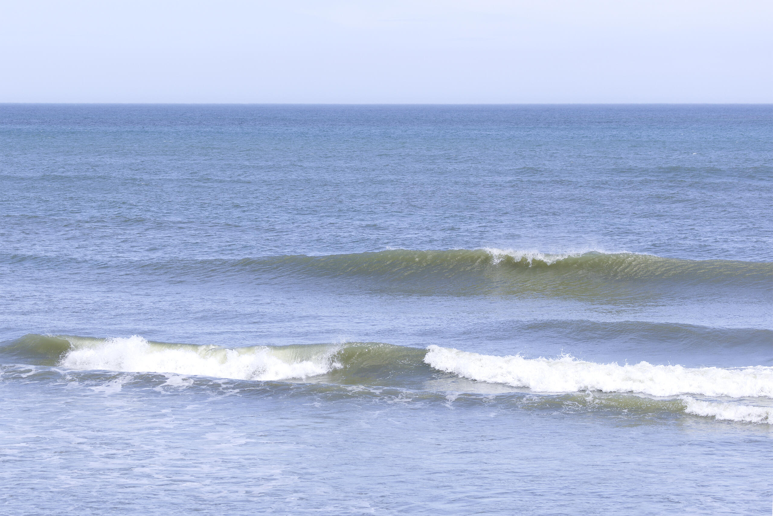 鹿島灘北部 波のある海の風景、サーフィン・波情報 WeekdaySurfReport SURF+(SURF PLUS)