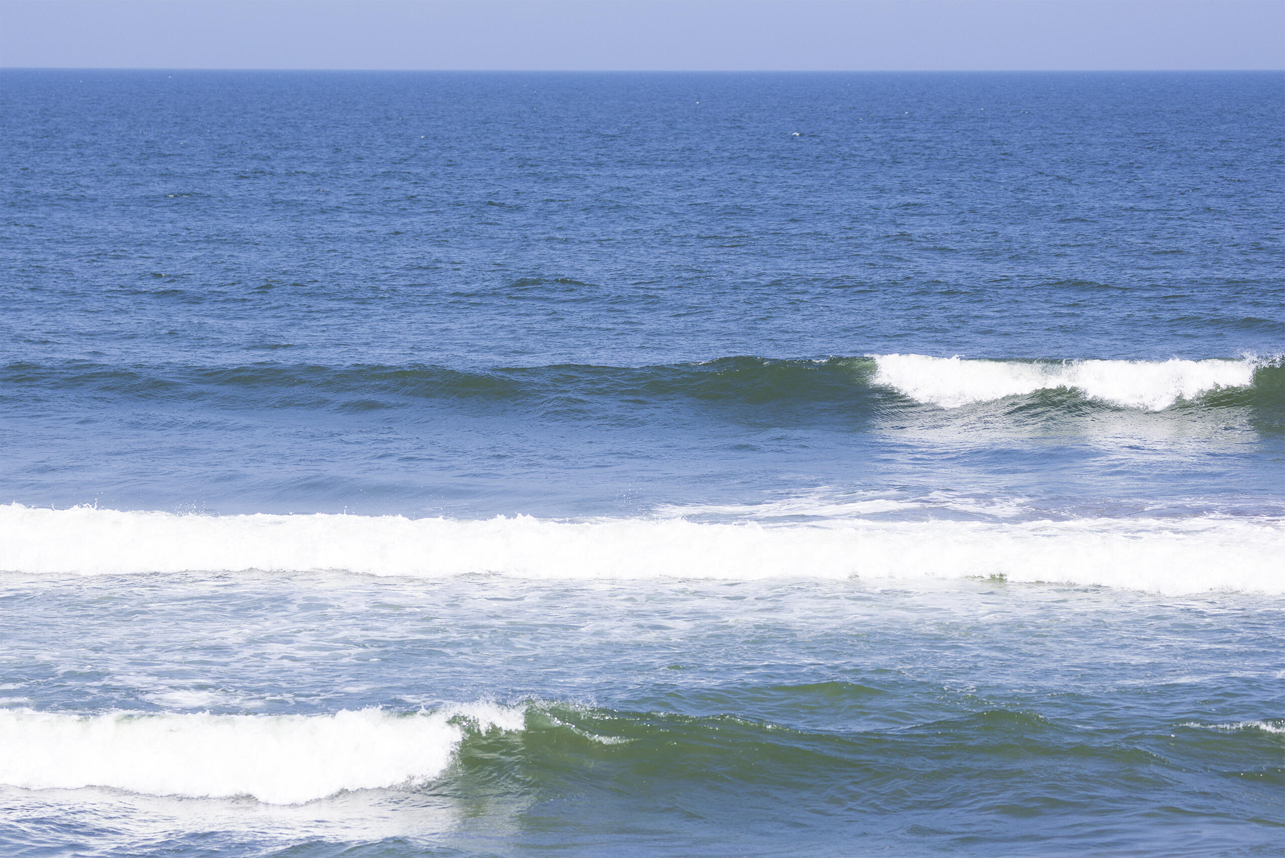 一宮 波のある海の風景、サーフィン・波情報 WeekdaySurfReport SURF+(SURF PLUS)