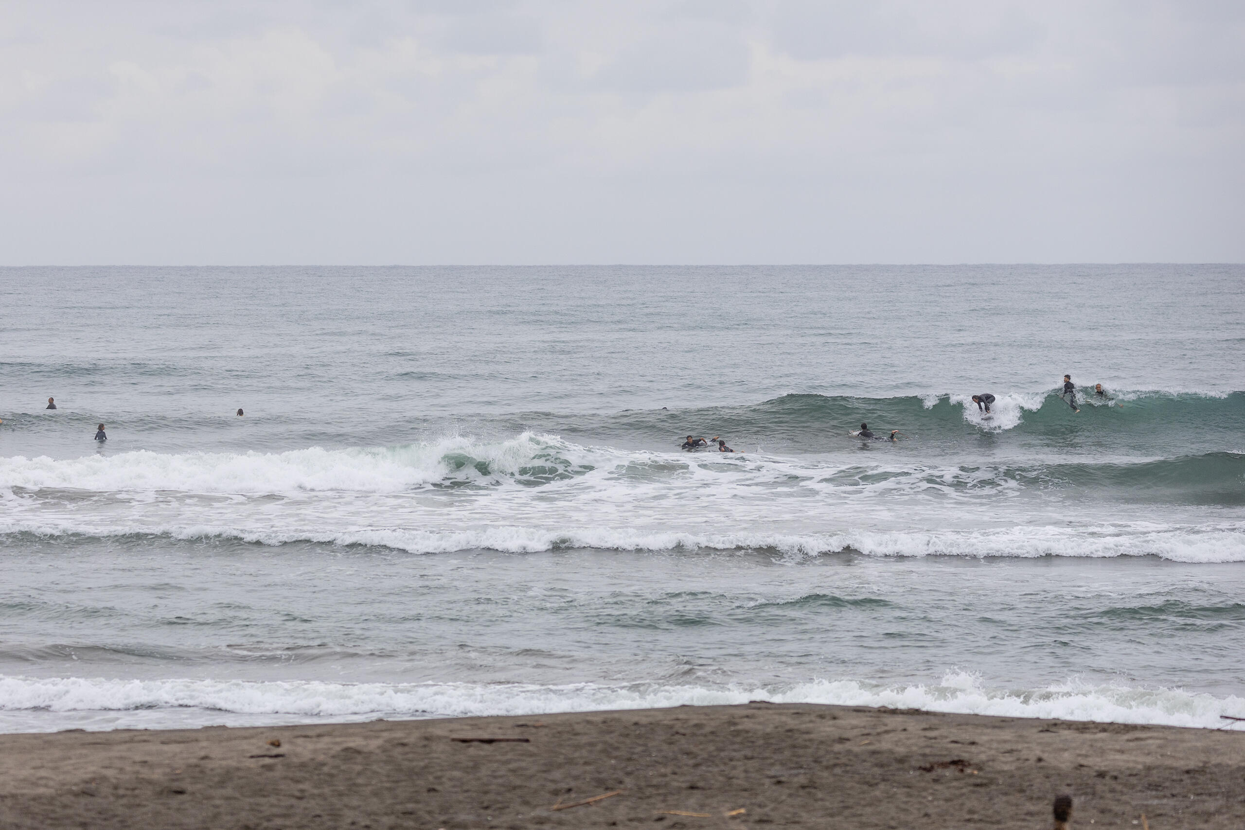 鴨川 波のある海の風景、サーフィン・波情報 WeekdaySurfReport SURF+(SURF PLUS)