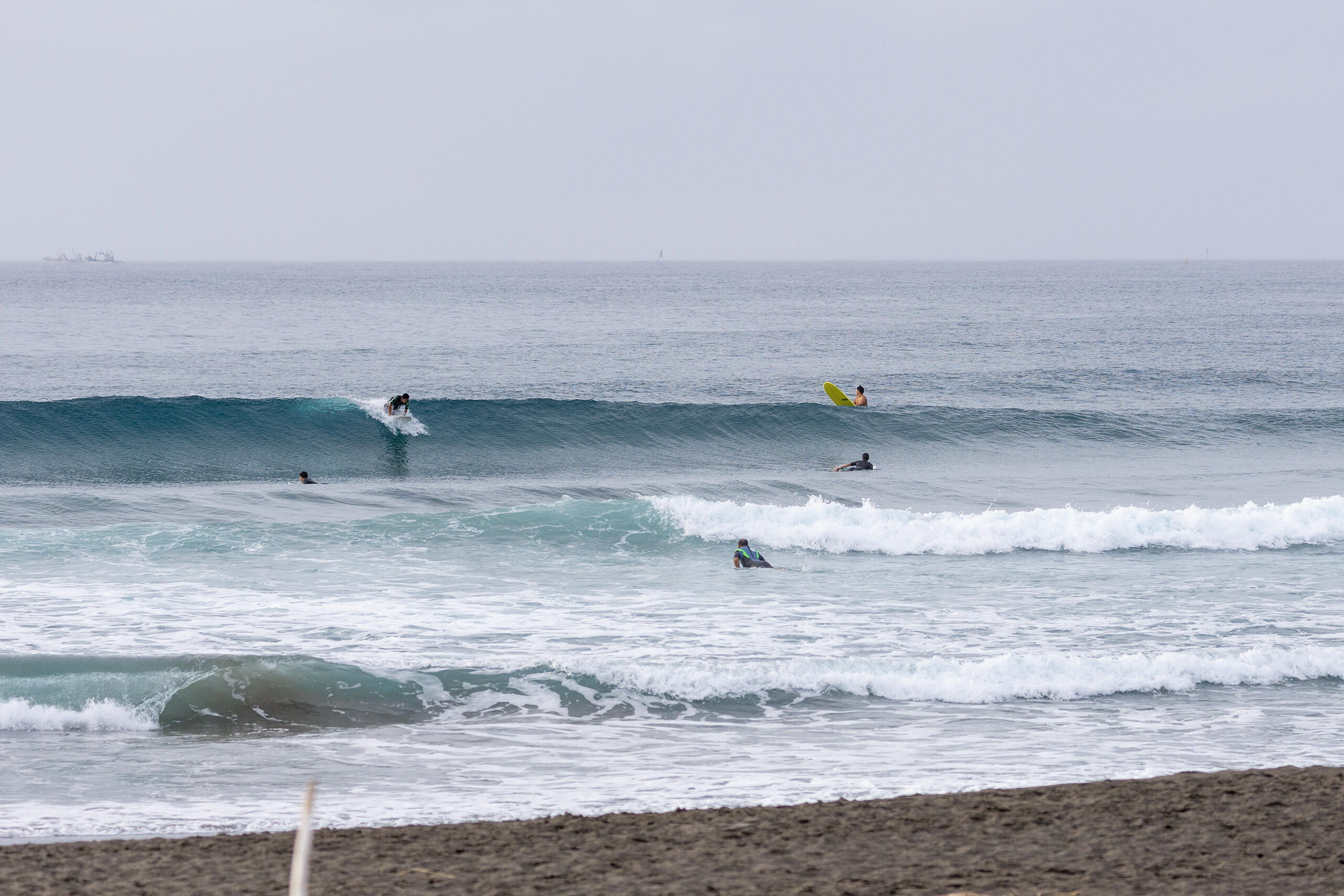 鴨川 波のある海の風景、サーフィン・波情報 WeekdaySurfReport SURF+(SURF PLUS)