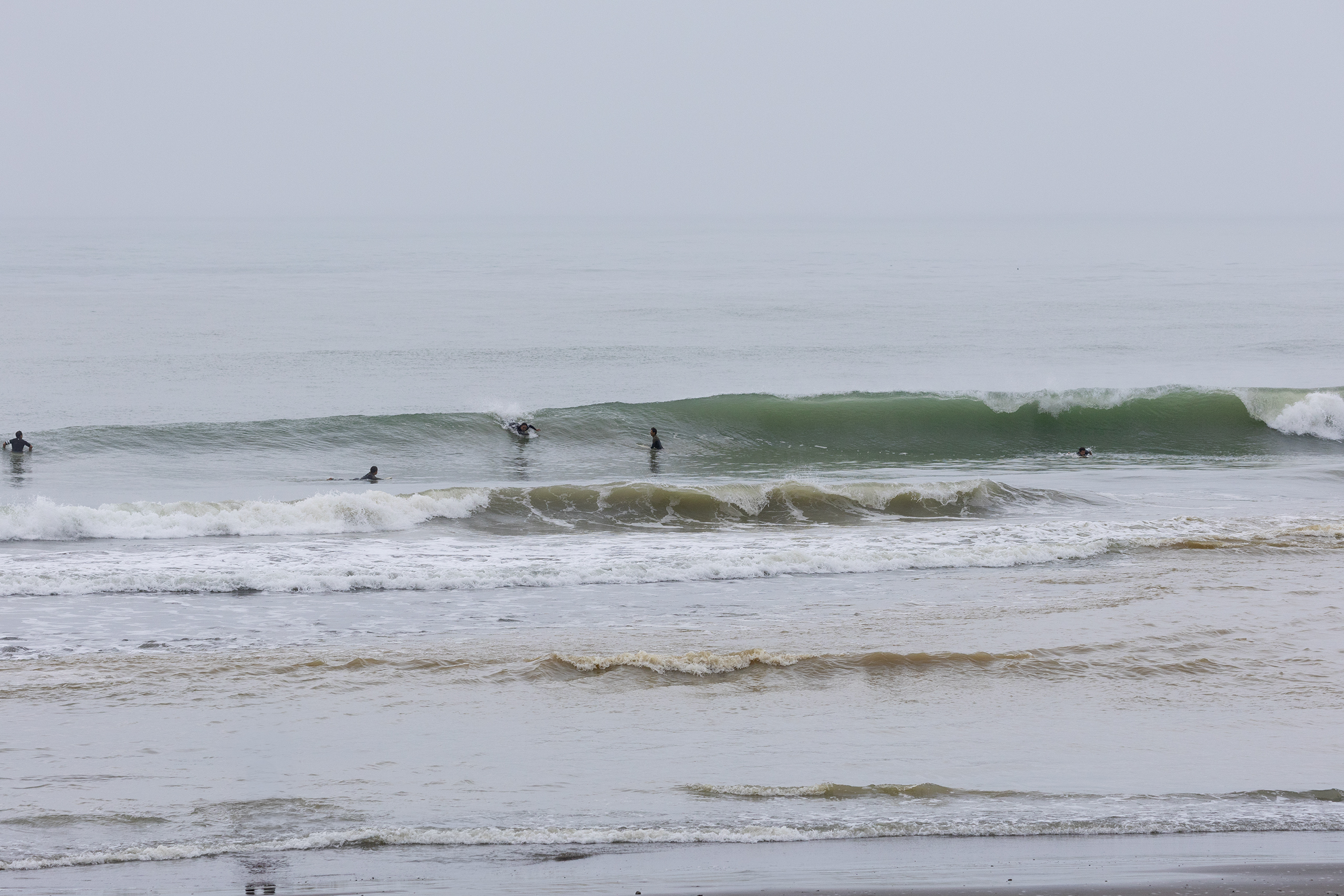 weekday surf report